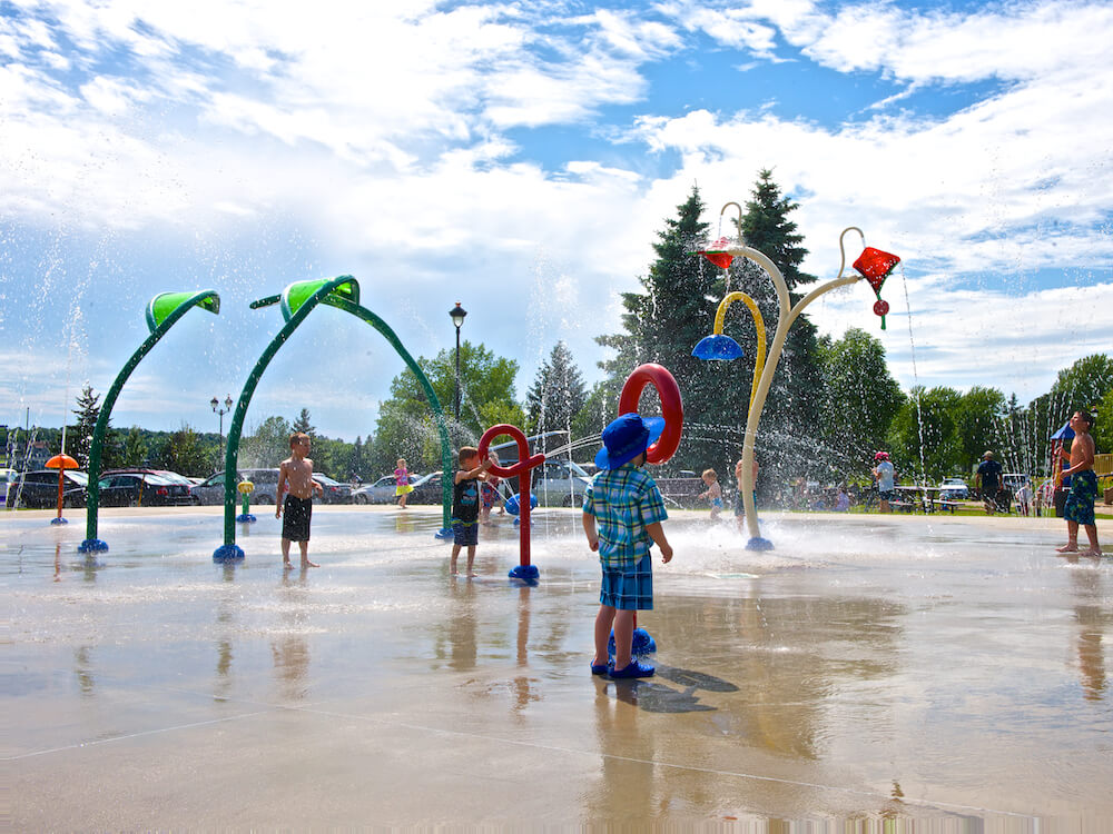 Jeux d'eau au parc Daniel-Johnson