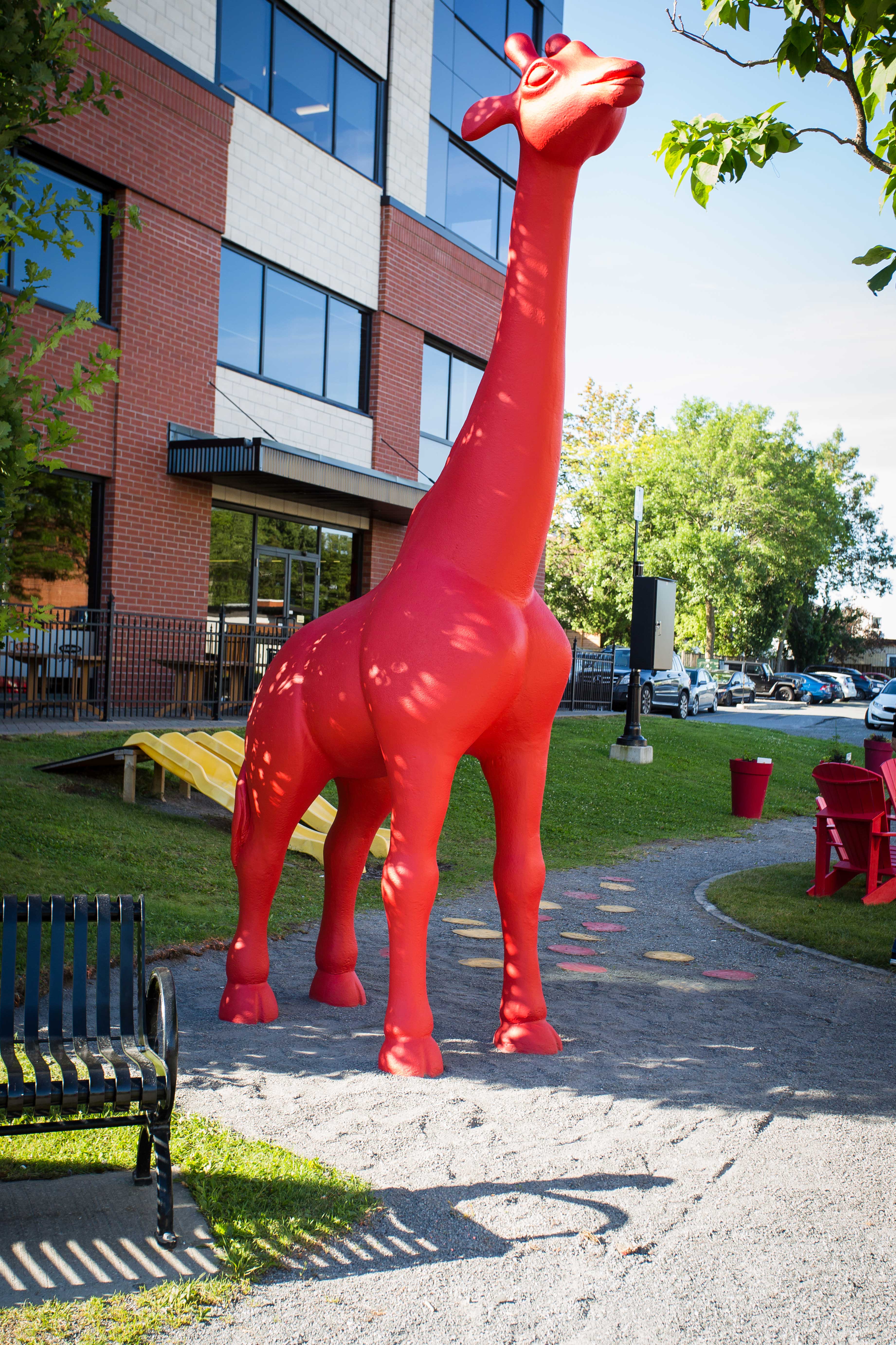 Sculpture, girage rouge